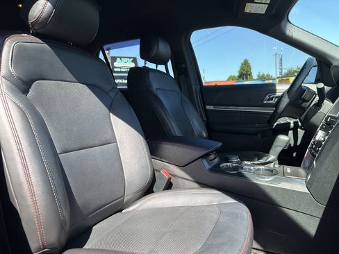 Used 2017 Ford Explorer Sport AWD/4WD image 14