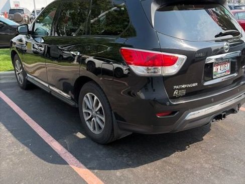 Used 2015 Nissan Pathfinder SL w/ SL Premium Package AWD/4WD image 13