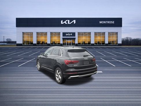 Used 2022 Audi Q3 2.0T Premium AWD/4WD image 8