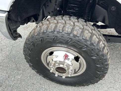 Used 2015 Ford F350 XL w/ Power Equipment Group AWD/4WD image 11