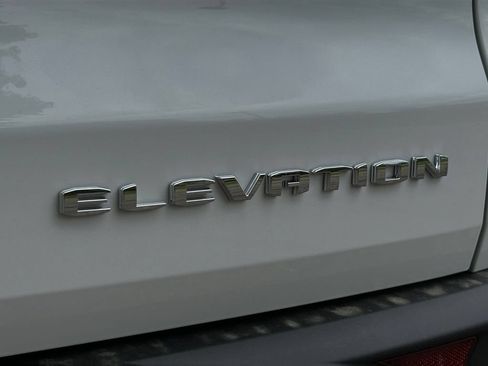 New 2026 GMC Acadia Elevation w/ Elevation Premium Package AWD/4WD image 44