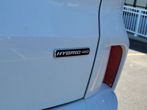 Used 2024 Ford Escape ST-Line Select AWD/4WD image 7