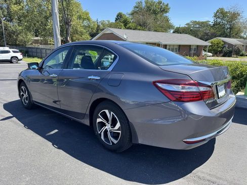 Used 2016 Honda Accord LX image 6