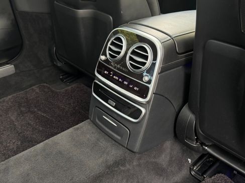 Used 2020 Mercedes-Benz Maybach S 650 image 44