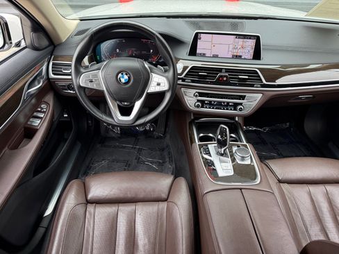 Used 2020 BMW 740i xDrive w/ Cold Weather Package image 37