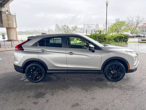 Used 2023 Mitsubishi Eclipse Cross LE AWD/4WD image 21