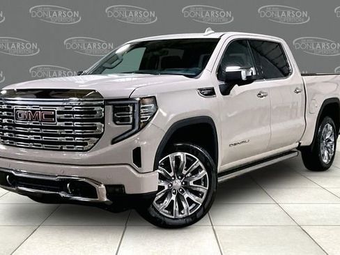 New 2026 GMC Sierra 1500 Denali w/ Denali Reserve Package AWD/4WD image 2
