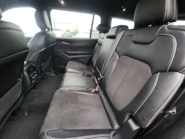 Used 2023 Jeep Grand Cherokee L Laredo AWD/4WD image 26