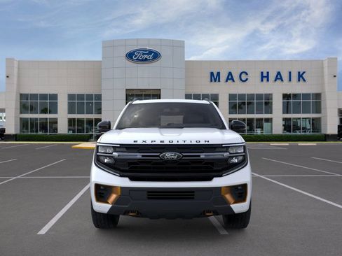 New 2026 Ford Expedition Tremor image 6