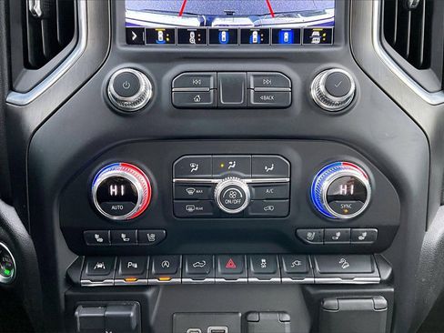 Used 2021 GMC Sierra 1500 AT4 w/ AT4 Premium Package image 18