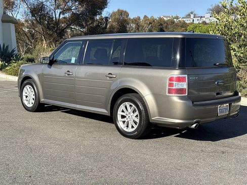 Used 2014 Ford Flex SE image 5