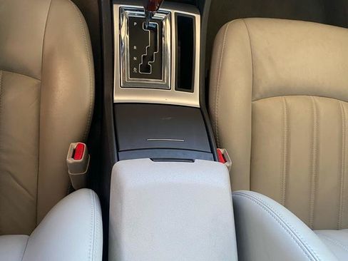 Used 2007 Chrysler 300 C RWD image 14