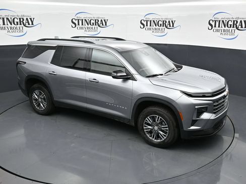 Used 2026 Chevrolet Traverse LT AWD/4WD image 18