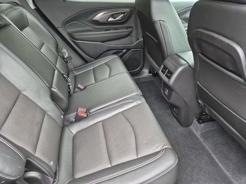 Used 2023 GMC Terrain SLT AWD/4WD image 29