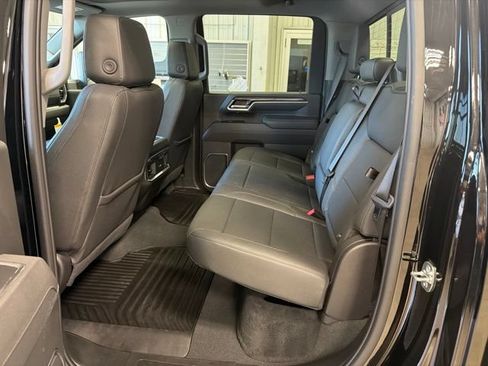 Used 2025 Chevrolet Silverado 3500 LTZ w/ LTZ Plus Package AWD/4WD image 31