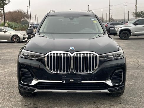 Used 2022 BMW X7 xDrive40i w/ Premium Package image 2