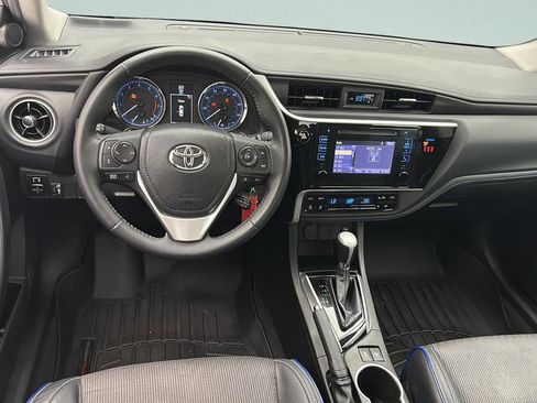 Used 2019 Toyota Corolla SE FWD image 11