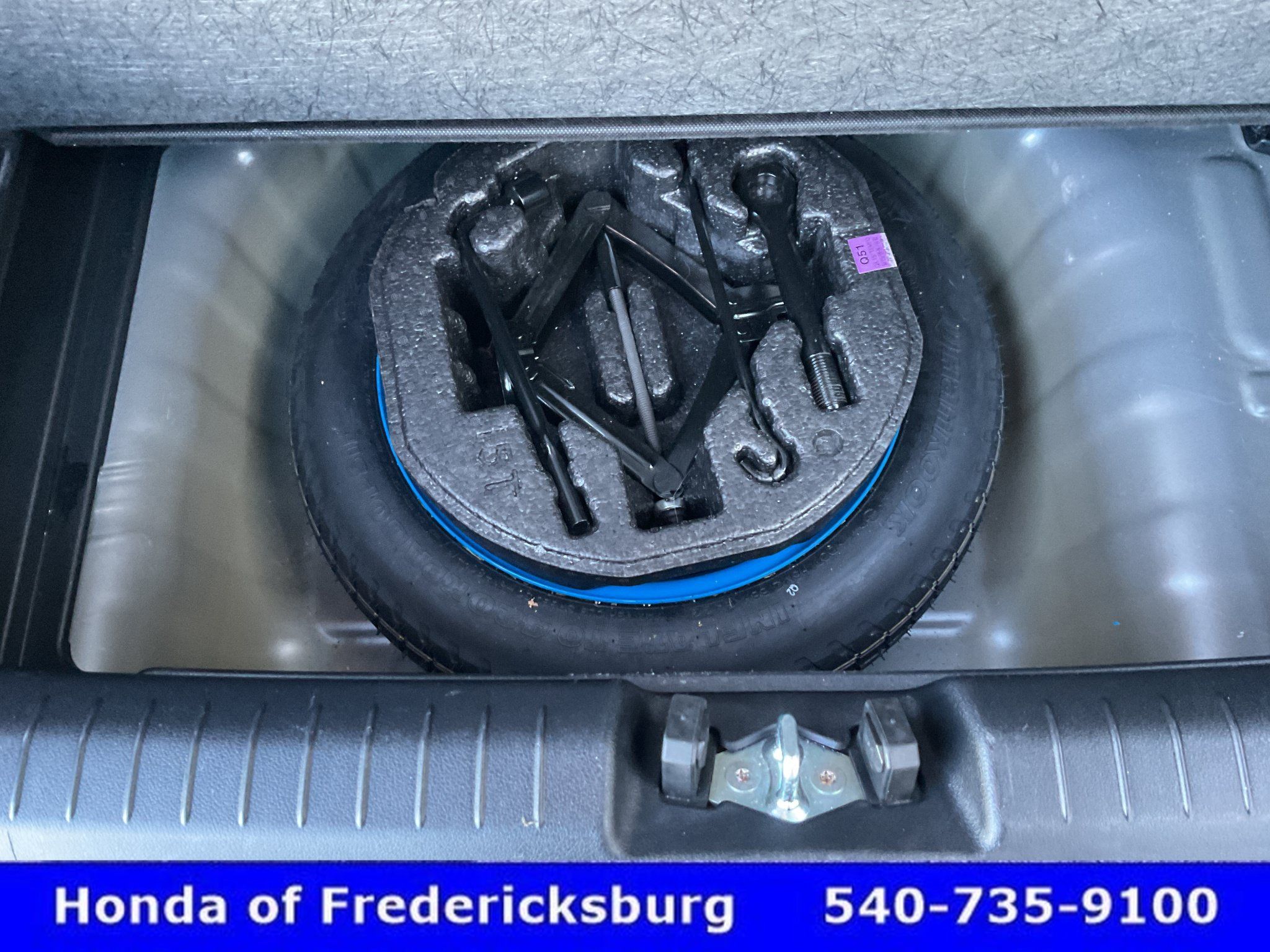 Used 2023 Hyundai Venue SE FWD image 21