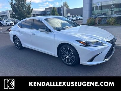 Certified 2025 Lexus ES 300h w/ Luxury Package