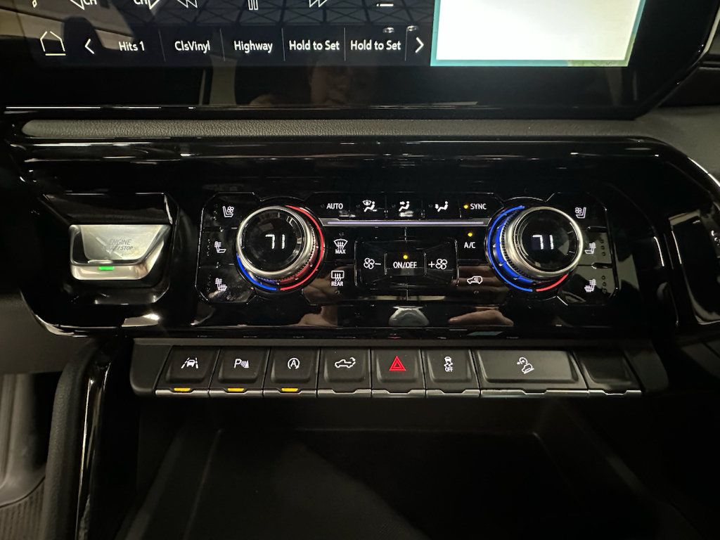 Used 2025 GMC Sierra 1500 AT4 AWD/4WD image 31