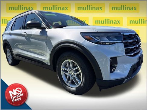 New 2026 Ford Explorer Active w/ Active Comfort Package image 1