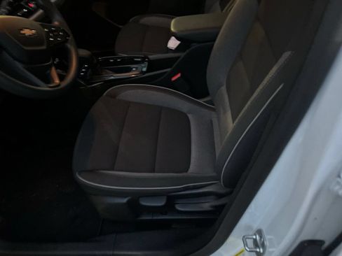 Used 2024 Chevrolet TrailBlazer LT w/ Driver Confidence Package FWD image 15