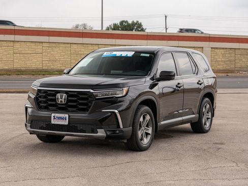 Used 2023 Honda Pilot EX-L image 3