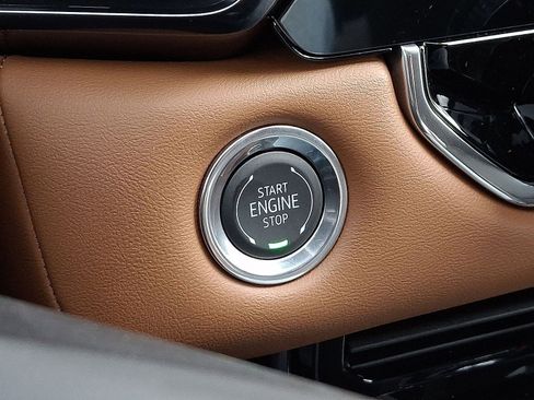 Used 2026 GMC Canyon AT4 image 23