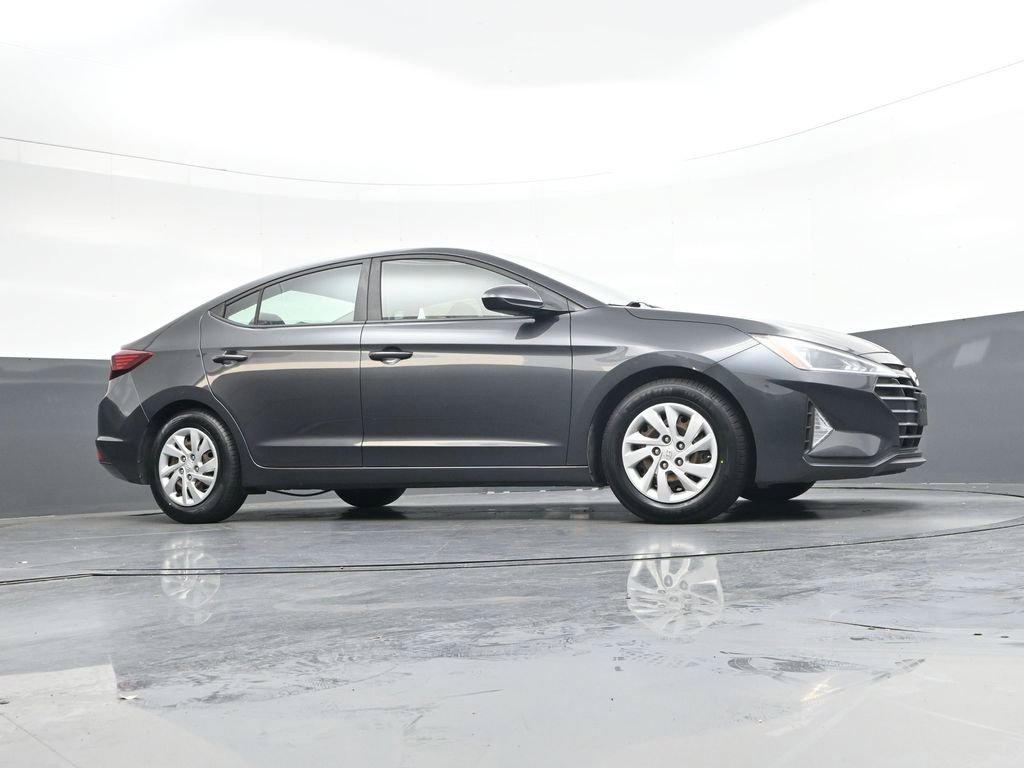Used 2020 Hyundai Elantra SE FWD image 36
