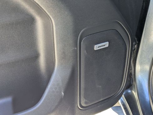 Used 2019 Chevrolet Silverado 1500 LT Trail Boss AWD/4WD image 14