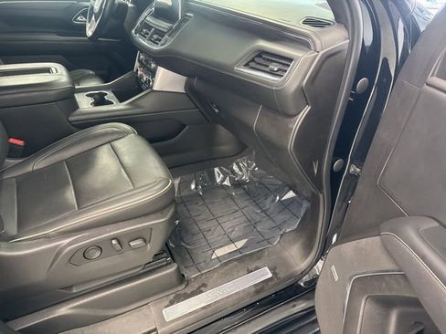 Used 2021 GMC Yukon SLT image 25