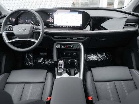 New 2025 Audi Q5 Premium Plus AWD/4WD image 8