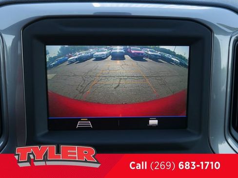 Used 2021 Chevrolet Silverado 1500 Custom AWD/4WD image 44
