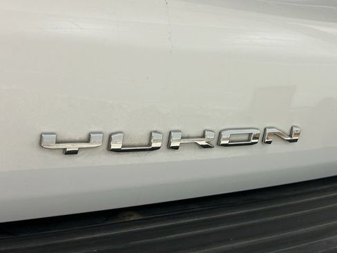 Used 2025 GMC Yukon AT4 Ultimate AWD/4WD image 32