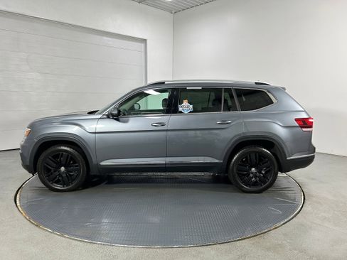 Used 2018 Volkswagen Atlas SEL Premium image 19