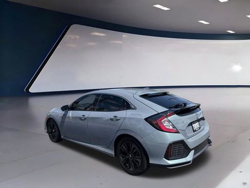 Used 2019 Honda Civic EX image 4