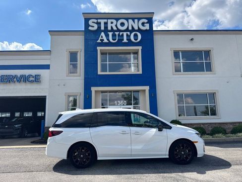 Used 2025 Honda Odyssey Sport-L image 17