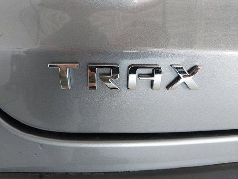 New 2026 Chevrolet Trax LT w/ Driver Confidence Package FWD image 32