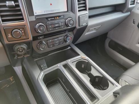 Used 2018 Ford F150 XLT w/ Equipment Group 302A Luxury image 38