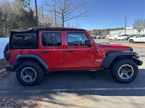 Used 2018 Jeep Wrangler Unlimited Sport S image 6
