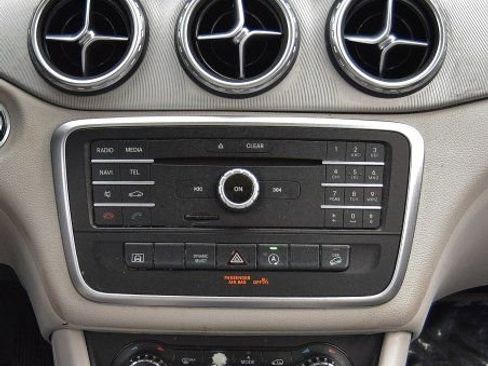 Used 2017 Mercedes-Benz GLA 250 4MATIC image 25