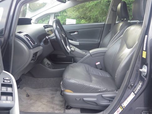 Used 2010 Toyota Prius Five FWD image 12
