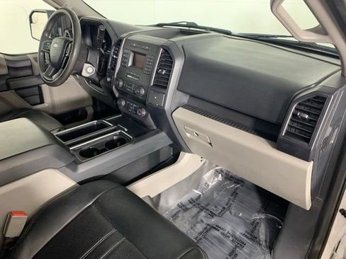 Used 2020 Ford F150 XL w/ Equipment Group 101A Mid AWD/4WD image 5
