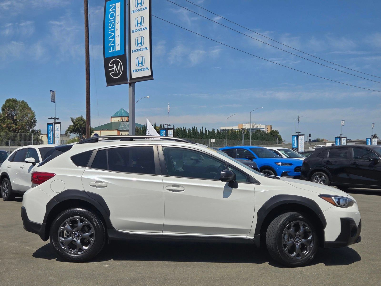 Used 2022 Subaru Crosstrek 2.5i Sport w/ Moonroof Package AWD/4WD image 8