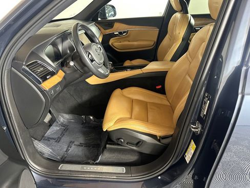 Used 2020 Volvo XC90 T6 Inscription w/ Protection Package Premier AWD/4WD image 9