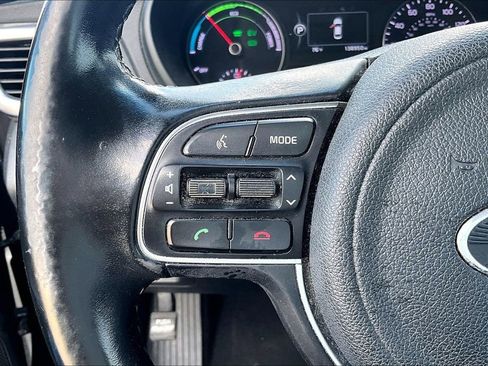 Used 2017 Kia Optima Premium FWD image 13