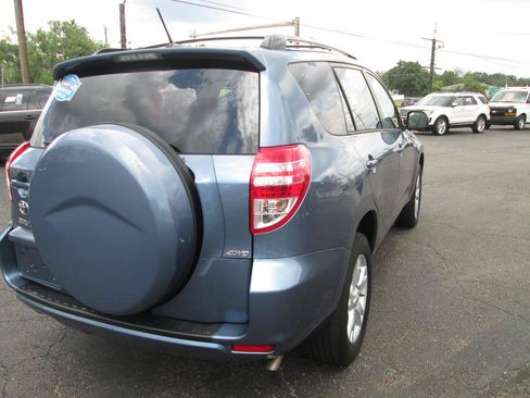 Used 2012 Toyota RAV4 4WD w/ Upgrade Value Pkg image 12