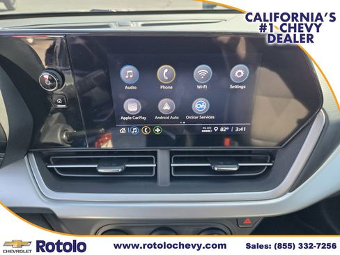 Used 2024 Chevrolet Trax RS FWD image 24