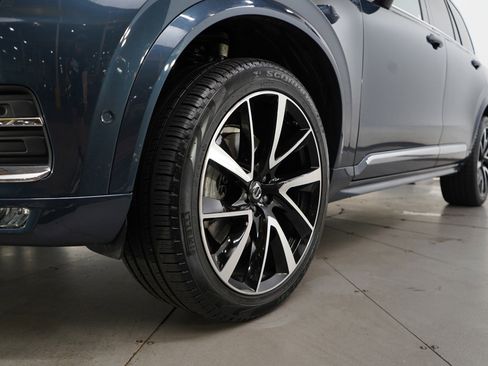 Used 2024 Volvo XC90 B5 Plus image 26
