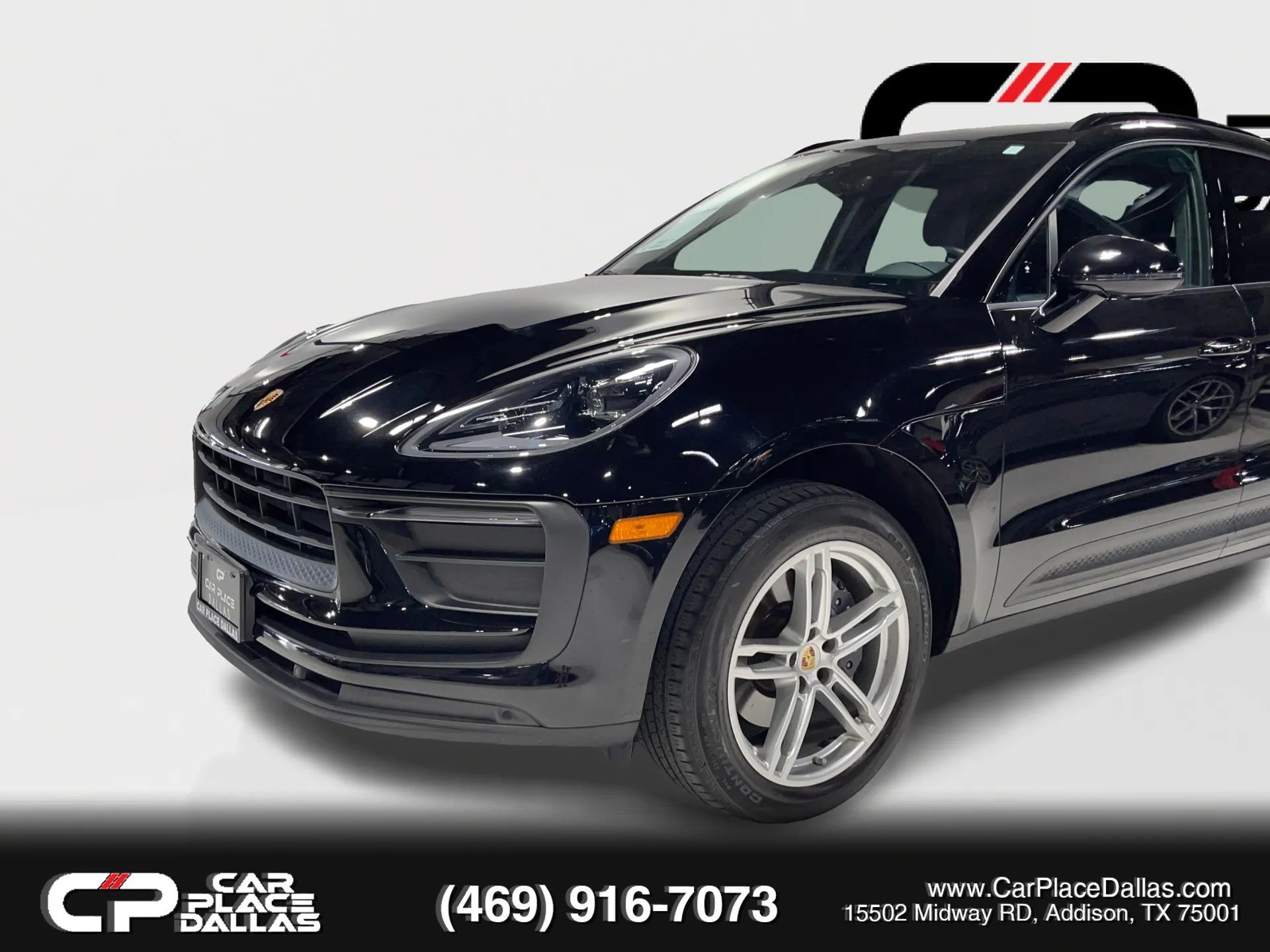 Used 2022 Porsche Macan w/ Driver Memory Package AWD/4WD image 4